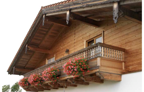 Moser Holzbau Blockhaus Balkon | Außenansicht